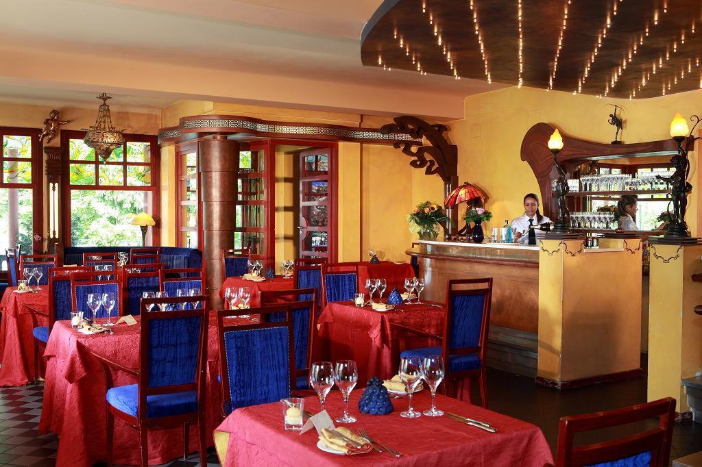 The Seven Hotel Esch-sur-Alzette Restaurant bilde